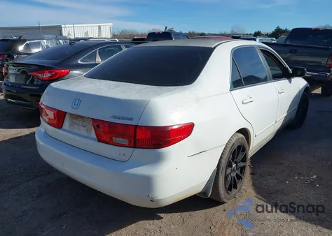 2005 Honda Accord 2.4 Lx from USA, damaged, VIN 1HGCM56435A117082